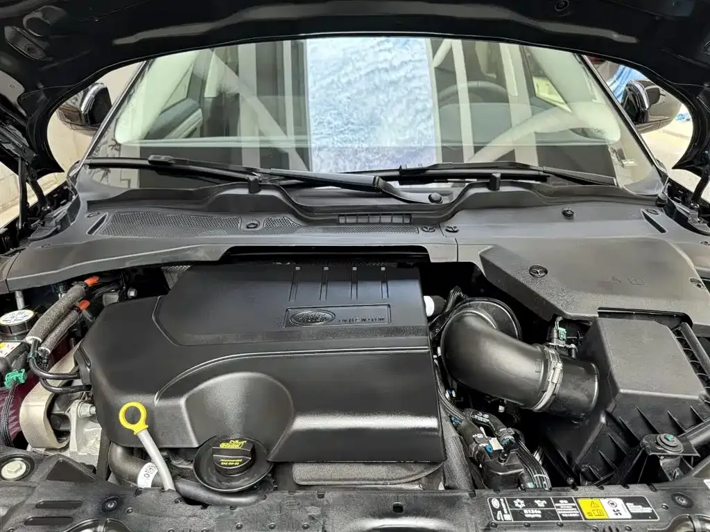 Land Rover Evoque 2023 из CN, фото 7