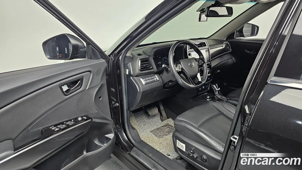 KG Mobility (Ssangyong) TIBOLI 2023 из KR, фото 10