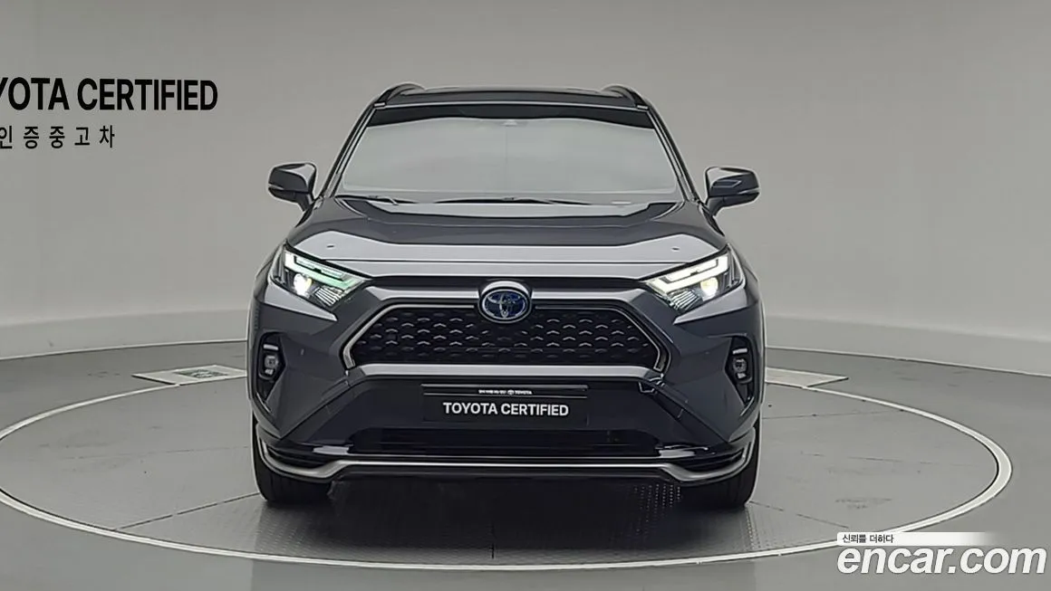 Toyota RAV4 2023 из KR, фото 3