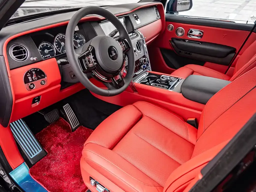 Rolls-Royce Cullinan 2022 из CN, фото 10