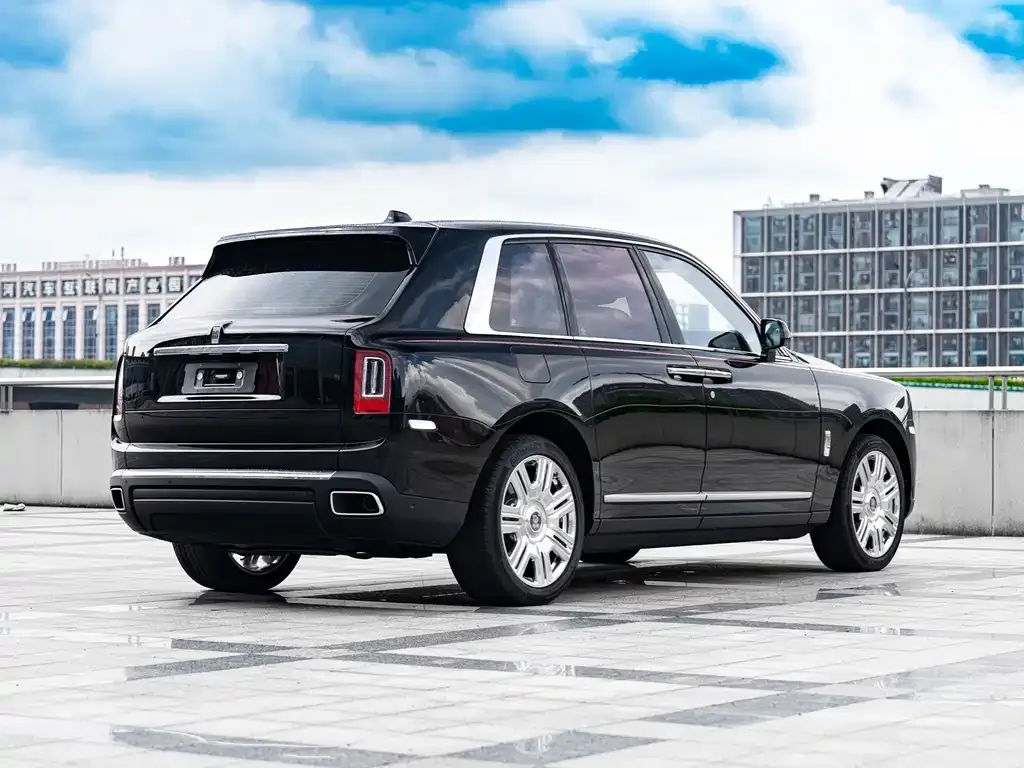 Rolls-Royce Cullinan 2022 из CN, фото 7