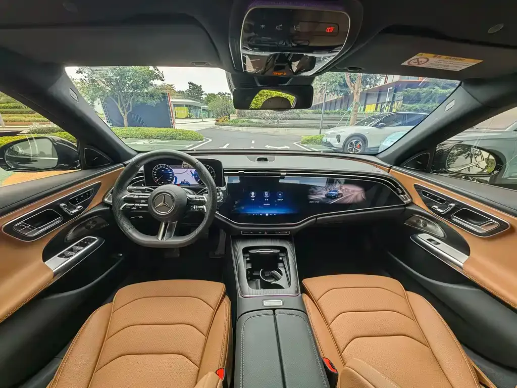 Mercedes-Benz E-Class 2024 из CN, фото 10