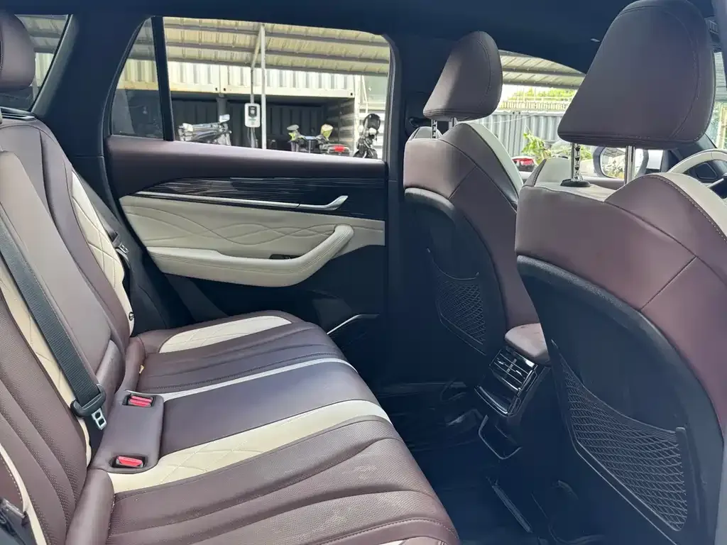 Geely Xingyue L 2023 из CN, фото 10