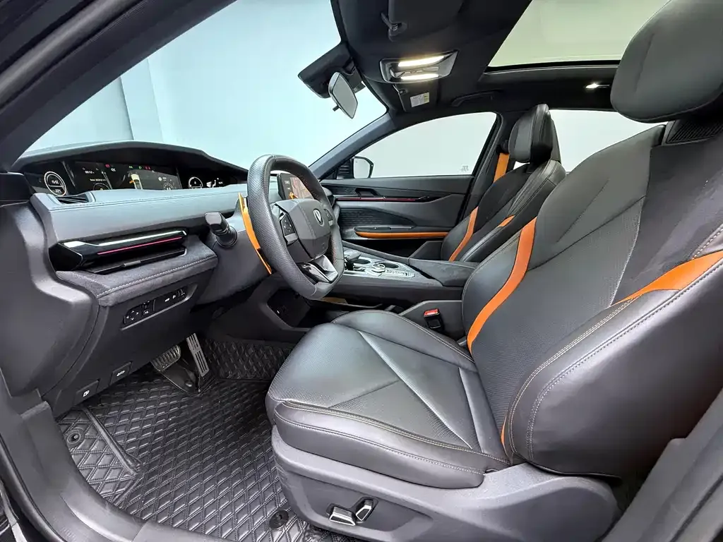 Changan UNI-V 2022 из CN, фото 7