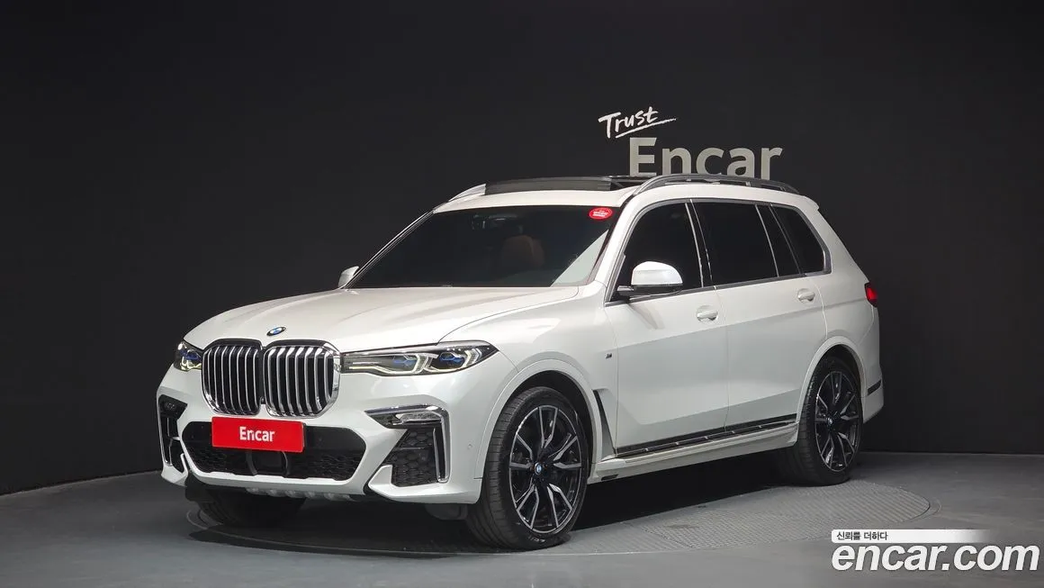 BMW X7 — фото 1