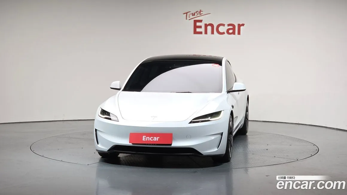 Tesla Model 3 2024 из KR, фото 3