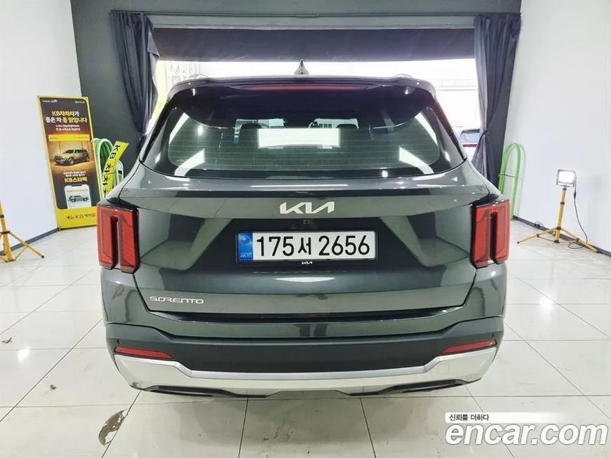 Kia Sorento — фото 3