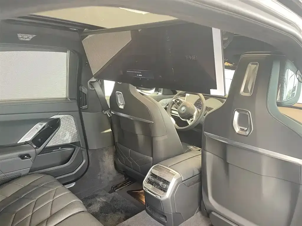 BMW i7 2024 из CN, фото 10