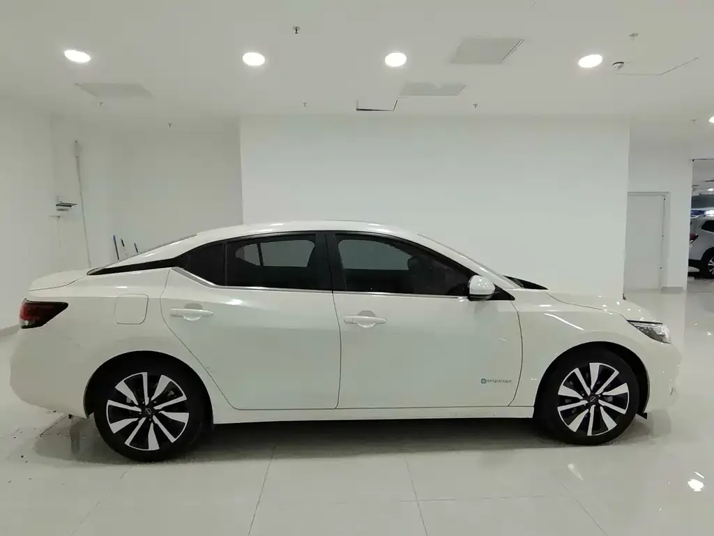 Nissan Sylphy 2022 из CN, фото 4