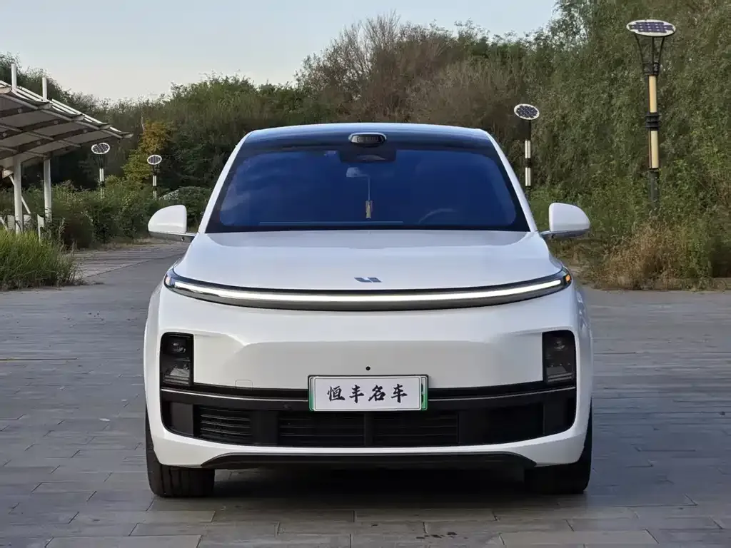 Li Auto L8 2025 из CN, фото 2