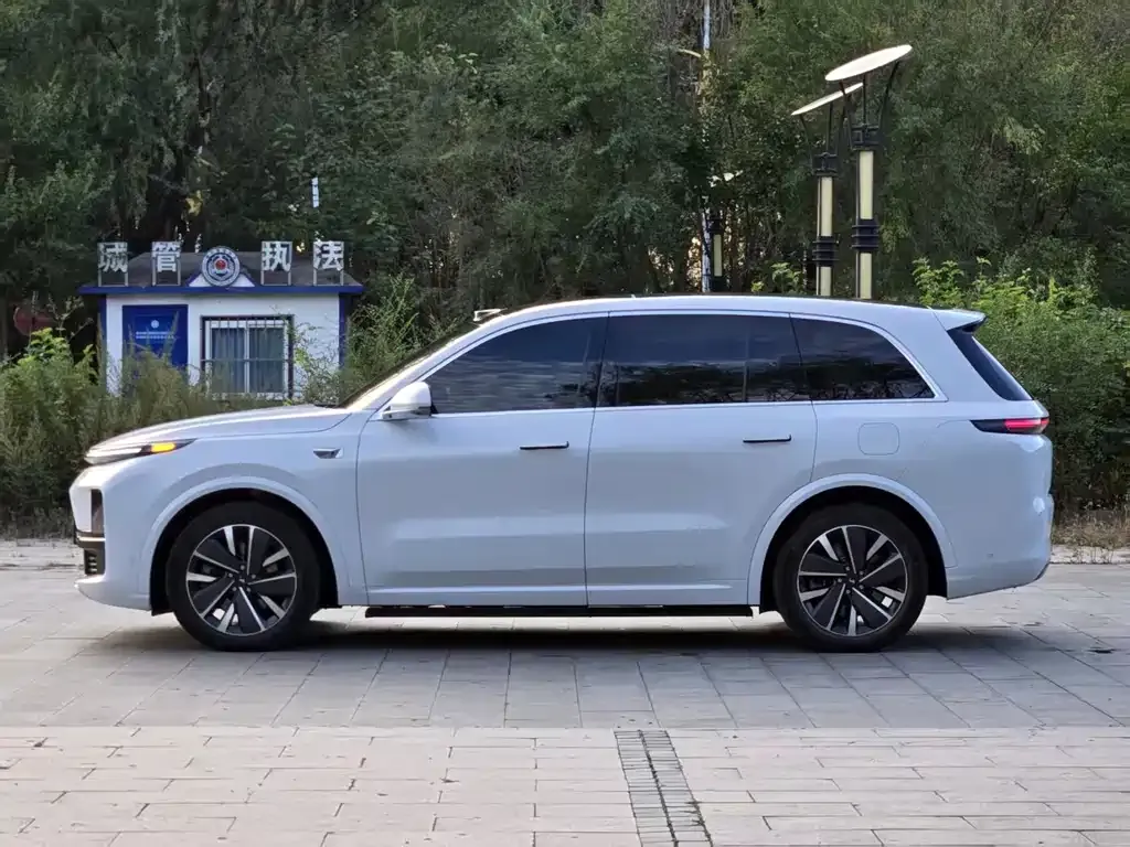 Li Auto L8 2025 из CN, фото 3