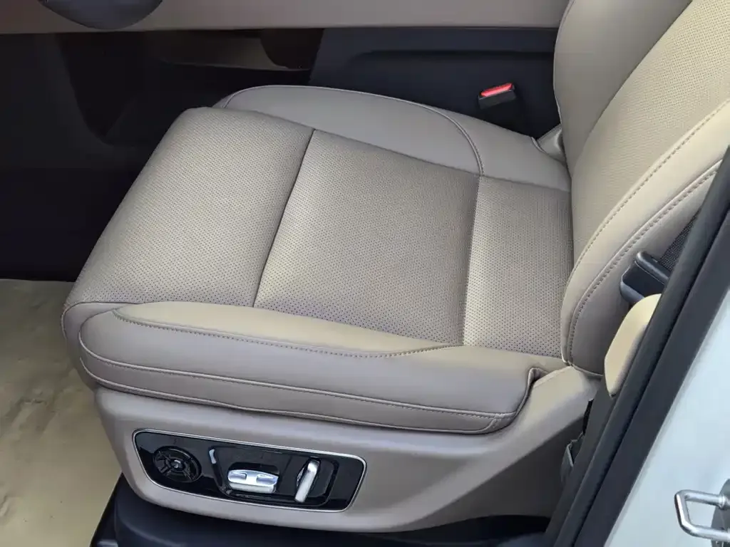 Li Auto L8 2025 из CN, фото 8