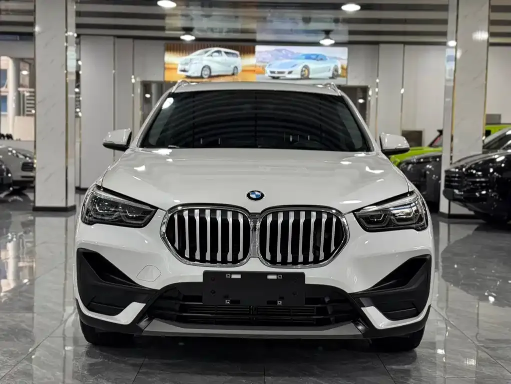 BMW X1 2022 из CN, фото 2