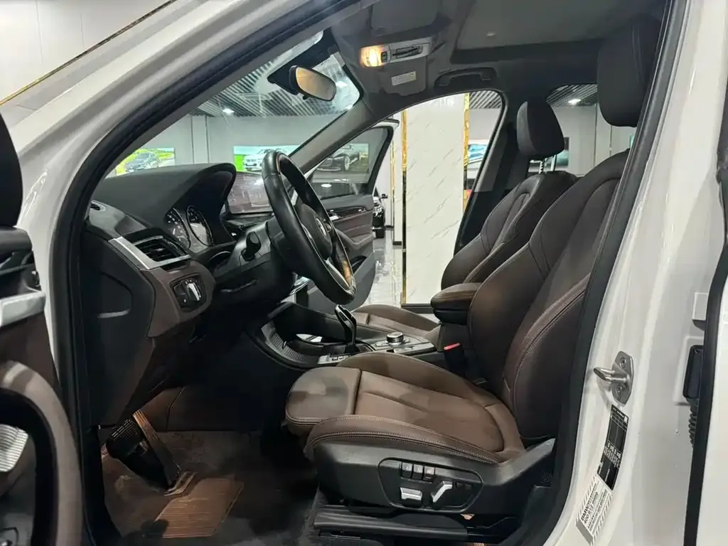 BMW X1 2022 из CN, фото 4