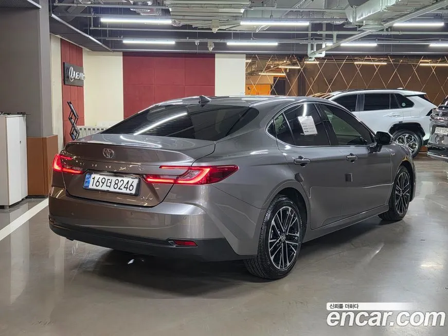 Toyota Camry 2025 из KR, фото 2