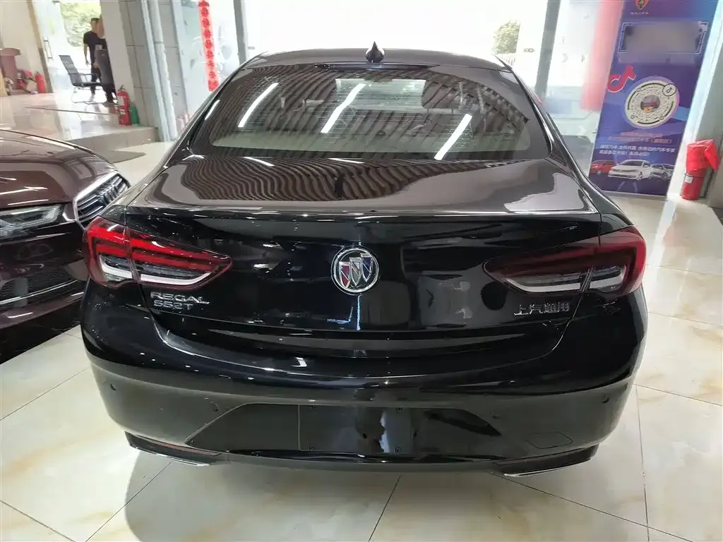 Buick Regal — фото 6