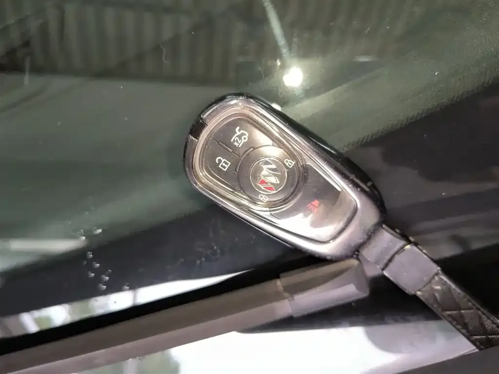 Buick Regal — фото 9