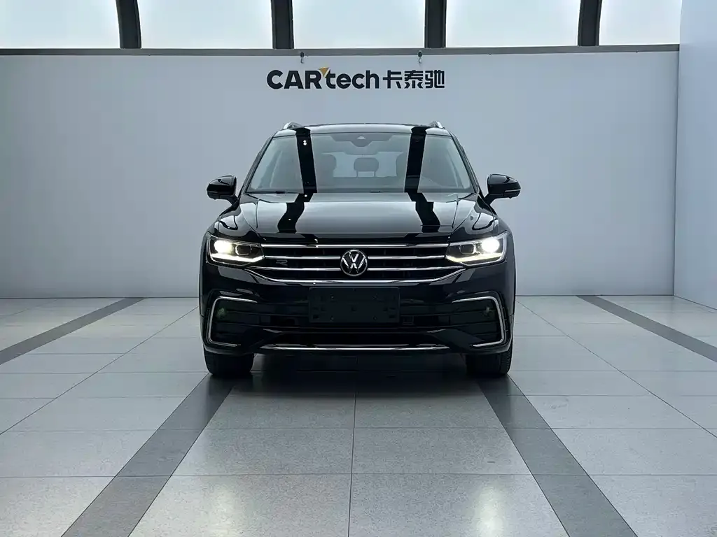 Volkswagen Tiguan L 2023 из CN, фото 2