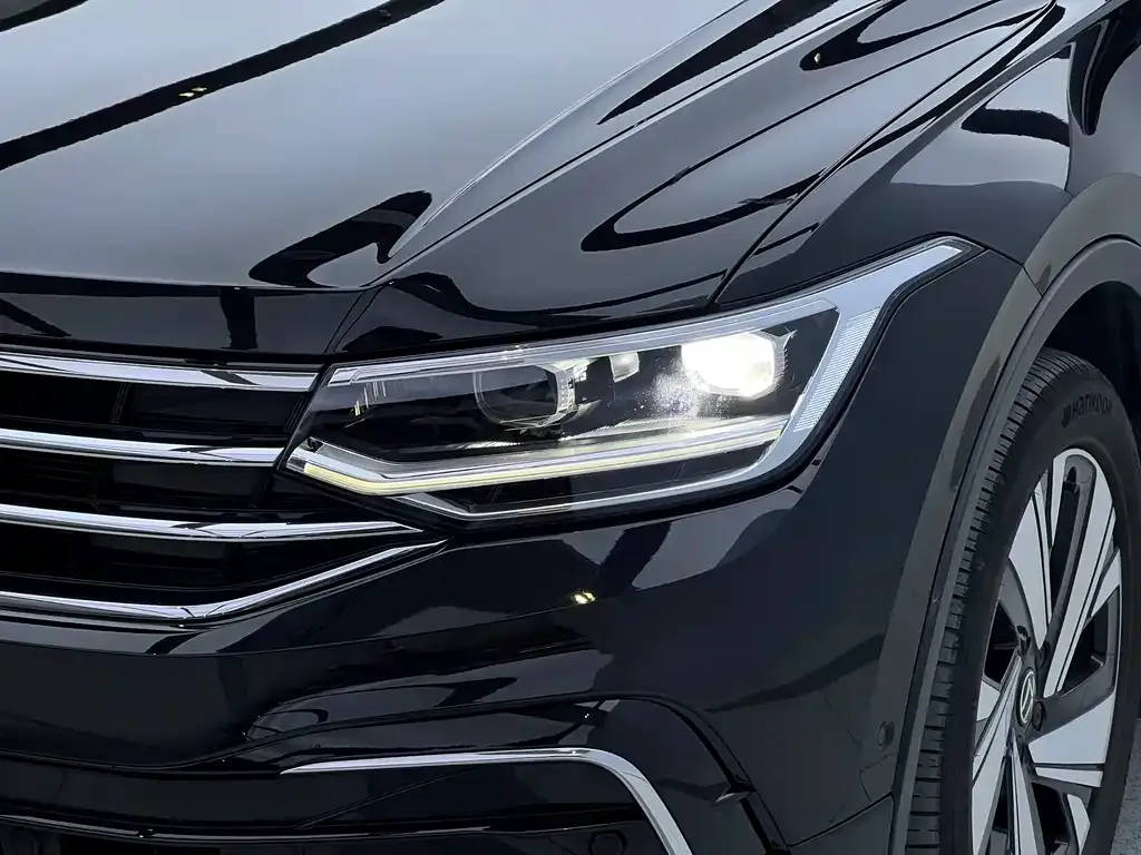 Volkswagen Tiguan L 2023 из CN, фото 3