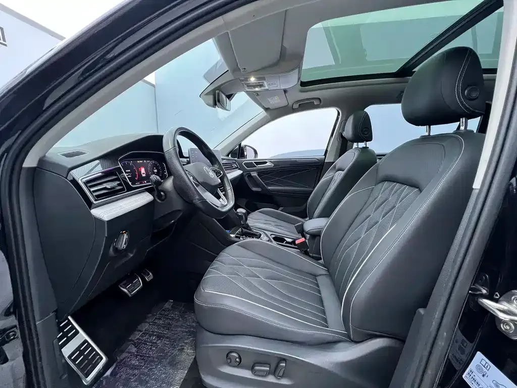 Volkswagen Tiguan L 2023 из CN, фото 9