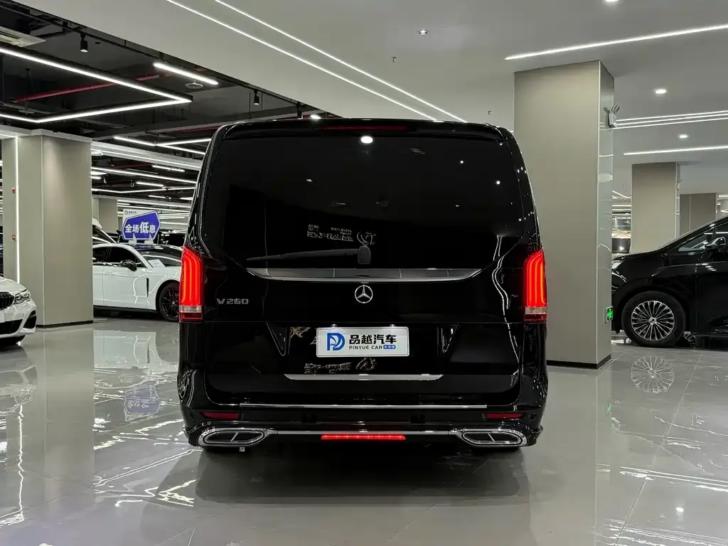 Mercedes-Benz V-Class 2022 из CN, фото 4
