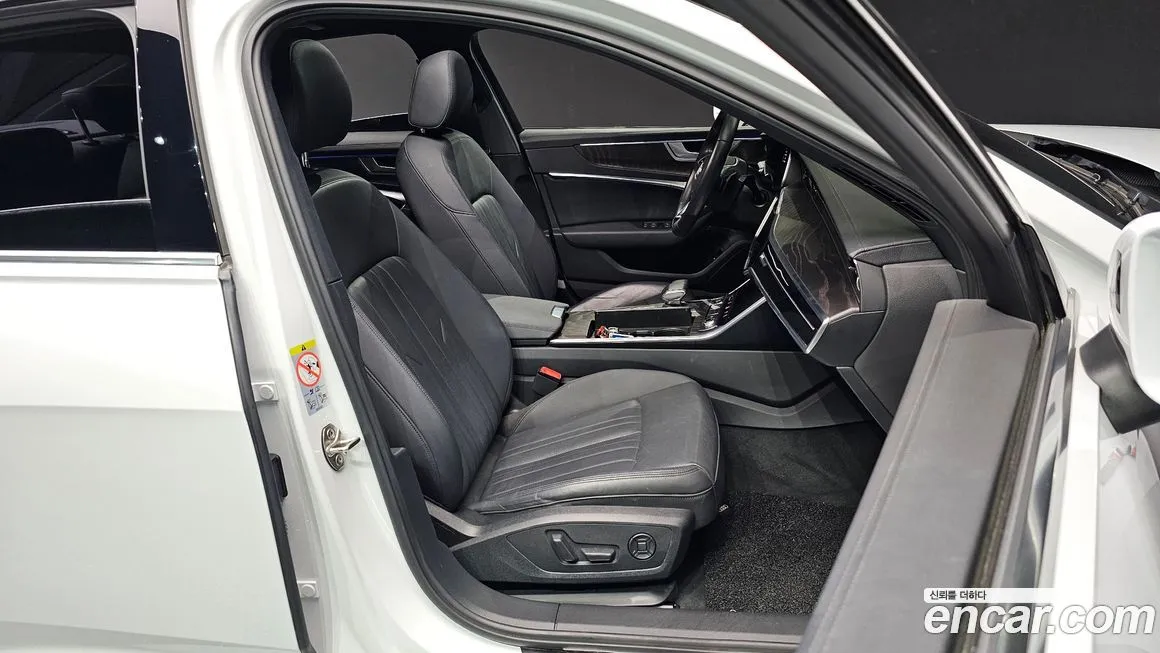 Audi A6 2021 из KR, фото 10