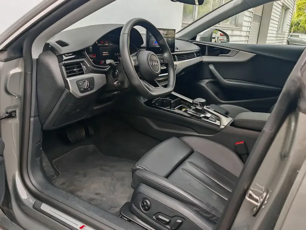 Audi A5 (Import) 2024 из CN, фото 5