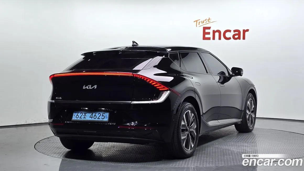 Kia EV6 — фото 2