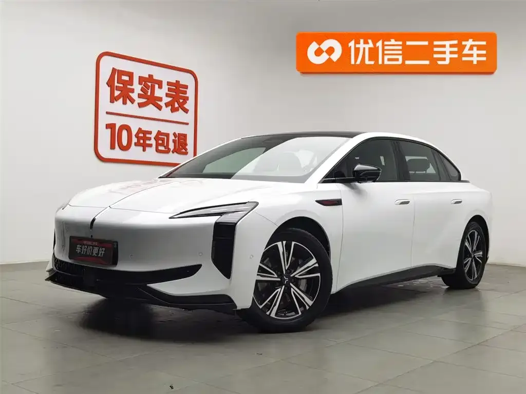 Hongqi EH7 2025 из CN, фото 1