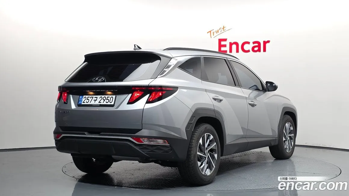 Hyundai Tucson 2023 из KR, фото 2