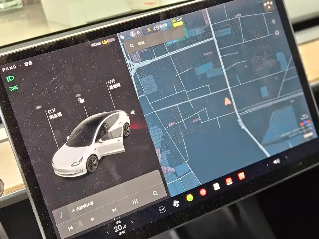 Tesla Model 3 2021 из CN, фото 8