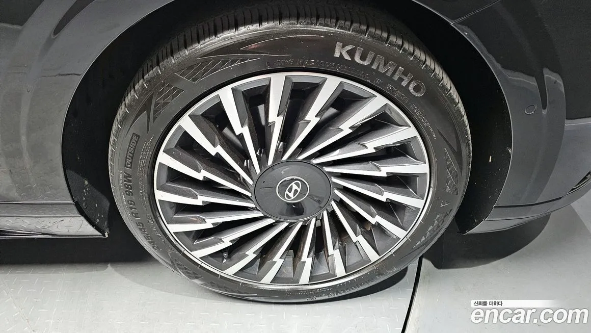 Hyundai Grandeur 2023 из KR, фото 5