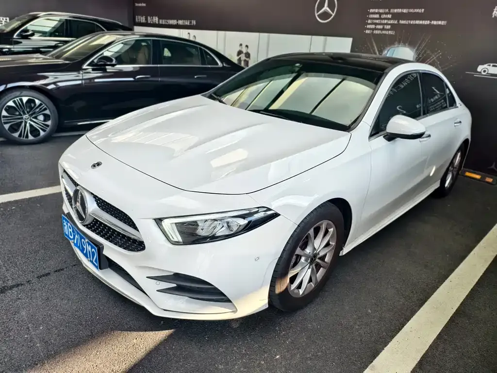 Mercedes-Benz A-Class — фото 1