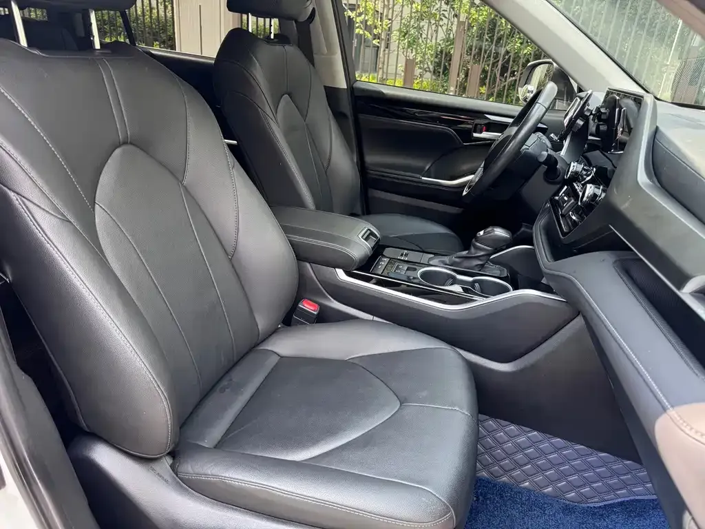 Toyota Highlander 2021 из CN, фото 10