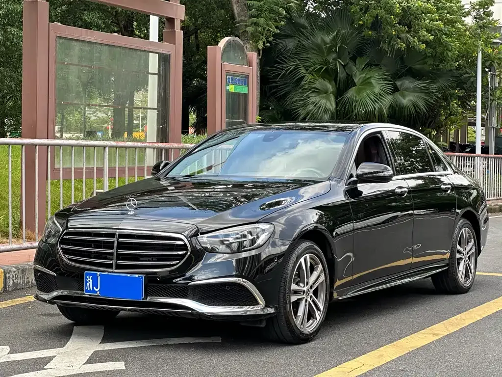 Mercedes-Benz E-Class 2021 из CN, фото 3