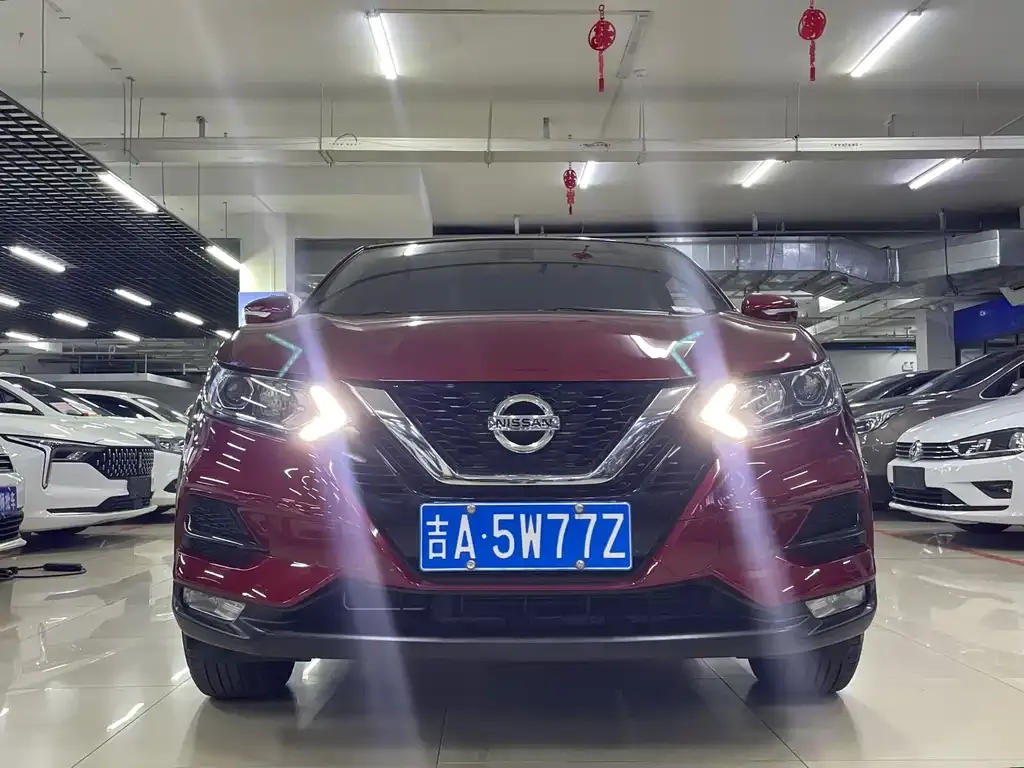 Nissan Qashqai — фото 2