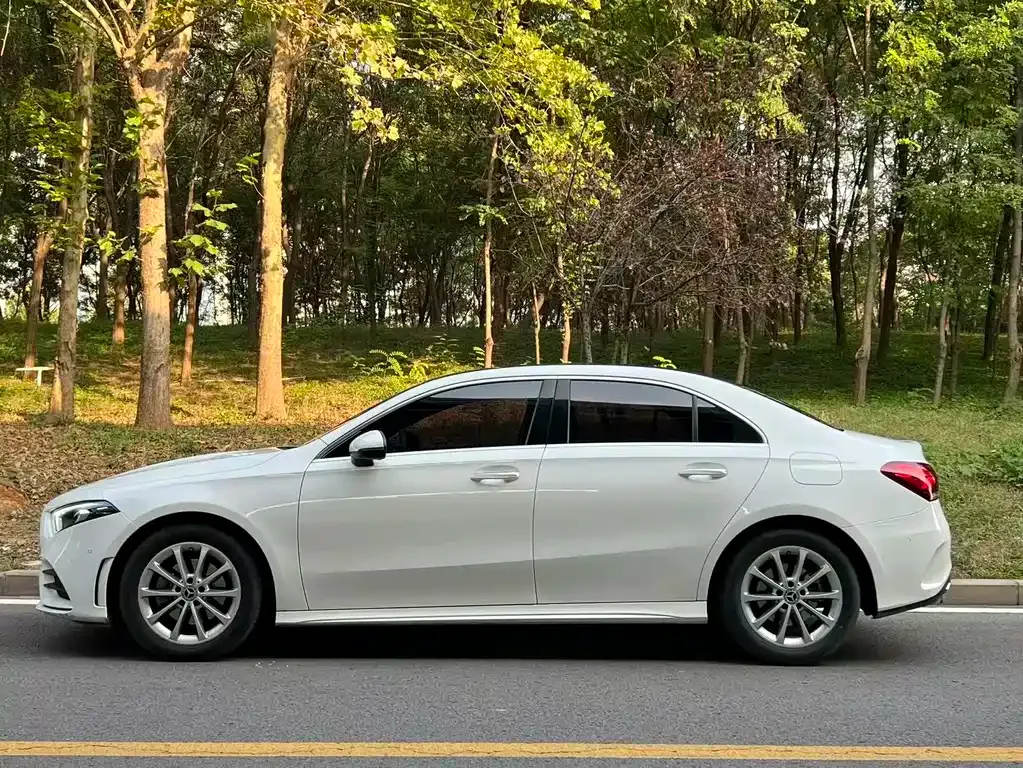 Mercedes-Benz A-Class 2022 из CN, фото 3