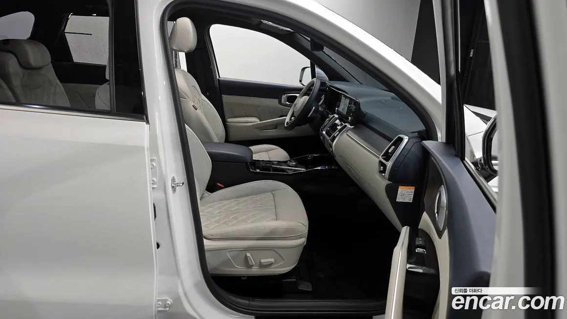 Kia Sorento — фото 10