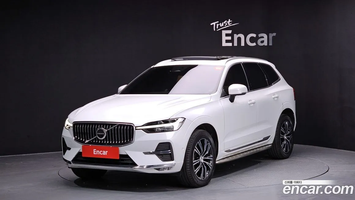Volvo XC60 — фото 1