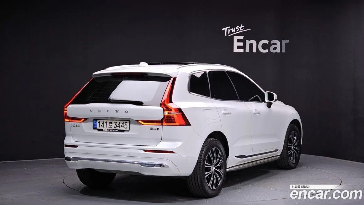 Volvo XC60 — фото 2