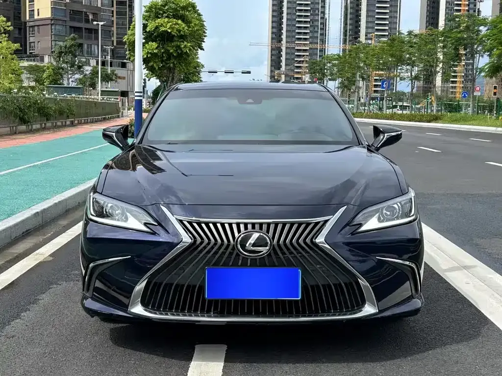 Lexus ES 2021 из CN, фото 3
