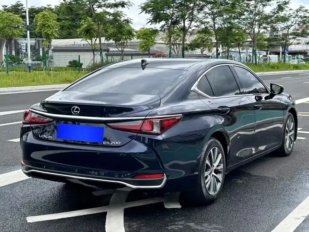 Lexus ES 2021 из CN, фото 7