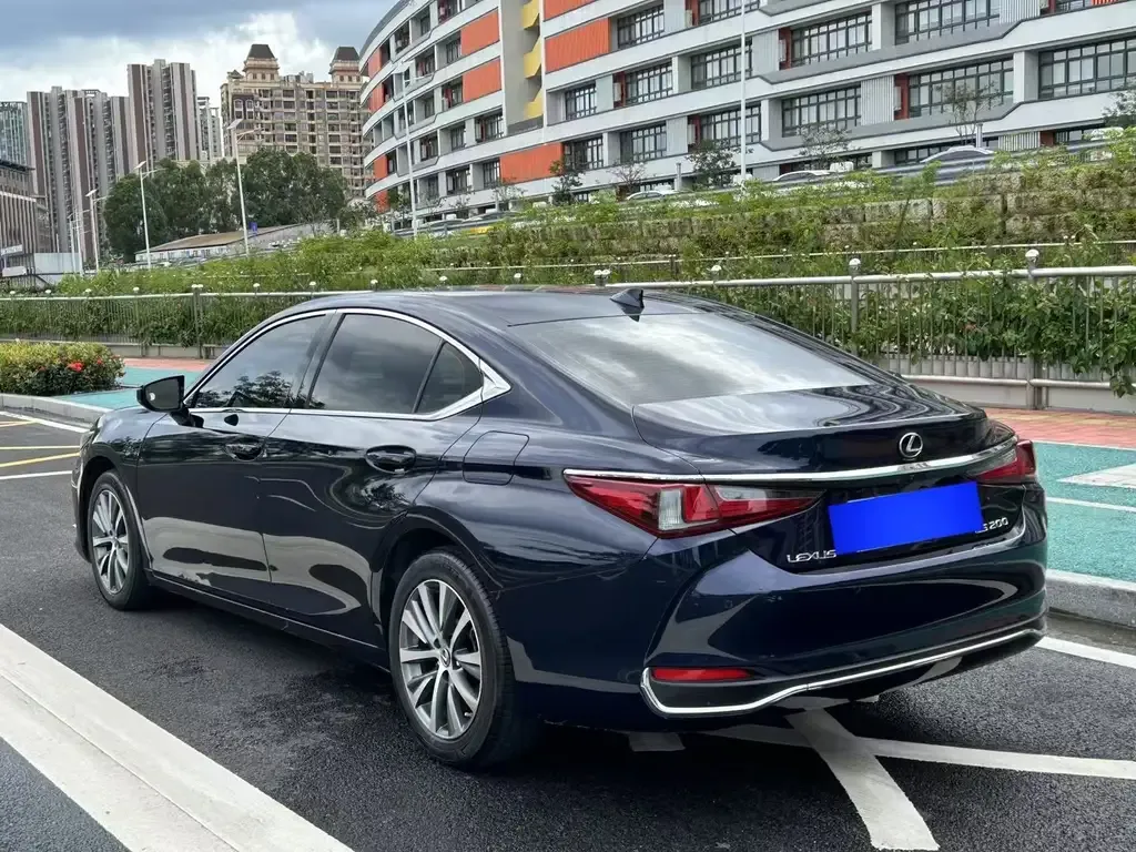 Lexus ES 2021 из CN, фото 9