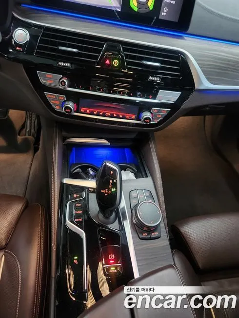 BMW 5-Series 2021 из KR, фото 10