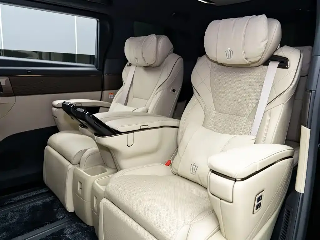 Toyota Vellfire 2025 из CN, фото 10