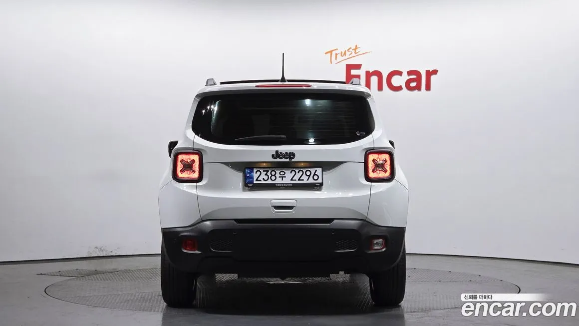 Jeep Renegade 2022 из KR, фото 4