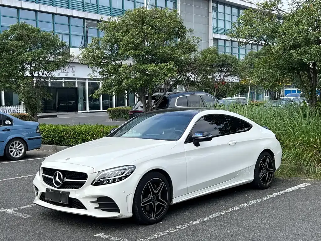Mercedes-Benz C-Class (Import) — фото 1