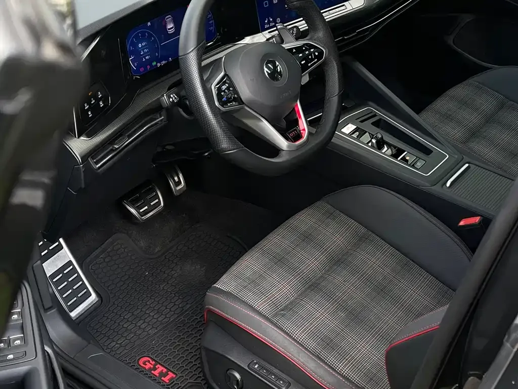 Volkswagen Golf GTI 2022 из CN, фото 10
