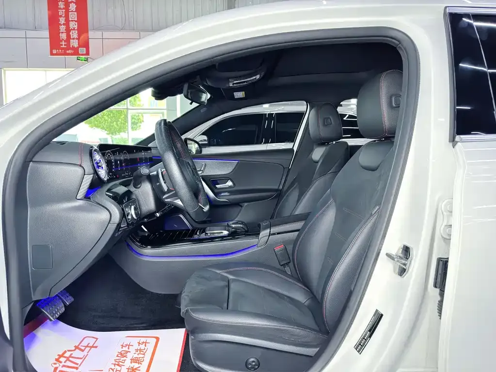 Mercedes-Benz A-Class 2023 из CN, фото 5