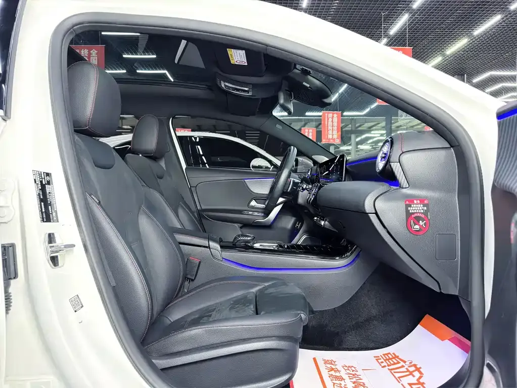 Mercedes-Benz A-Class 2023 из CN, фото 9